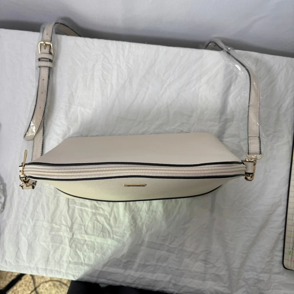 *NWOT*‎ LOVEVOOK Cream Crossbody Dome Satchel Purse